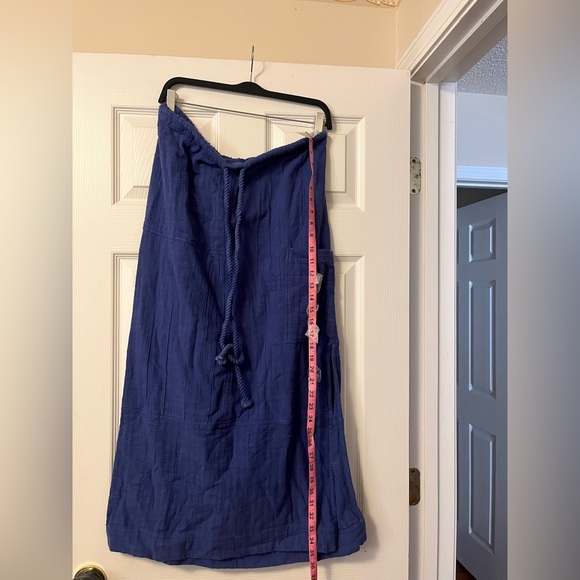 Free People Mid Length Skirt Color Blue Size Medium - Picture 7 of 10